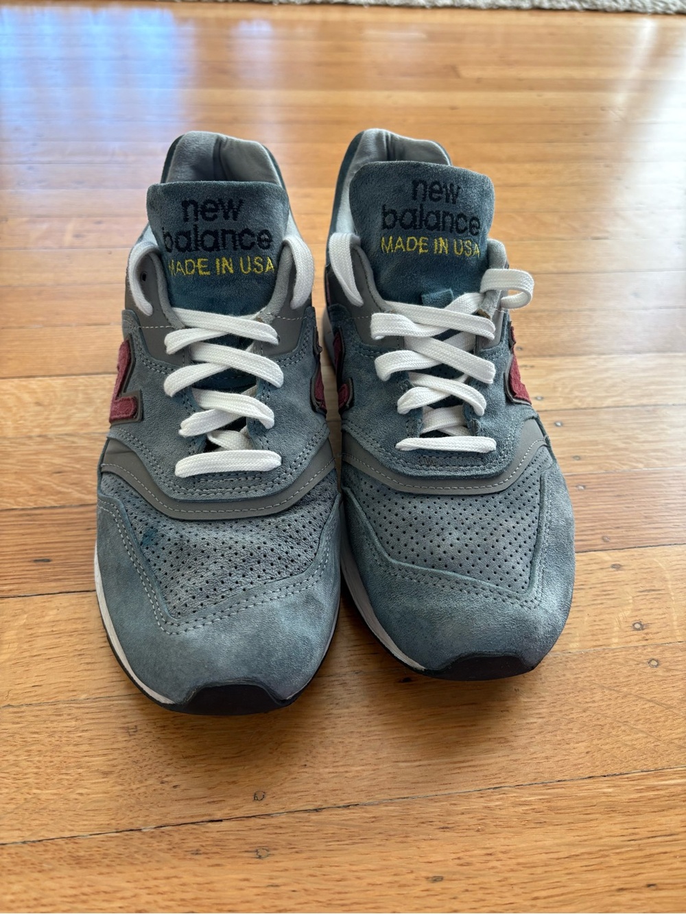 New Balance Men’s Grey Suede Athletic Sneakers with Red Logo
